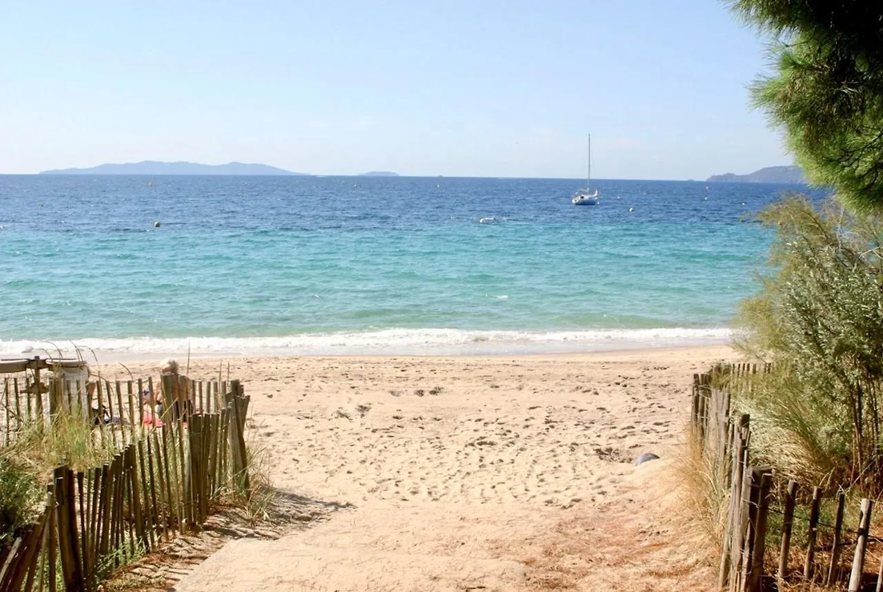 Apartment Appartement Les Pieds Dans L'Eau A Cavaliere Le Lavandou